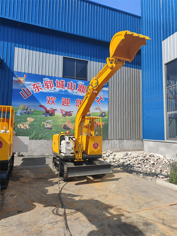液压挖掘机厂家
